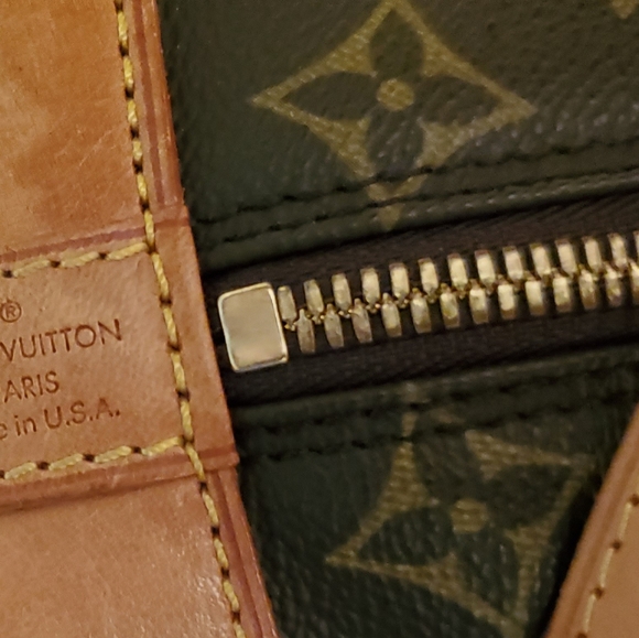 LOUIS VUITTON HANDBAG - Picture 11 of 17